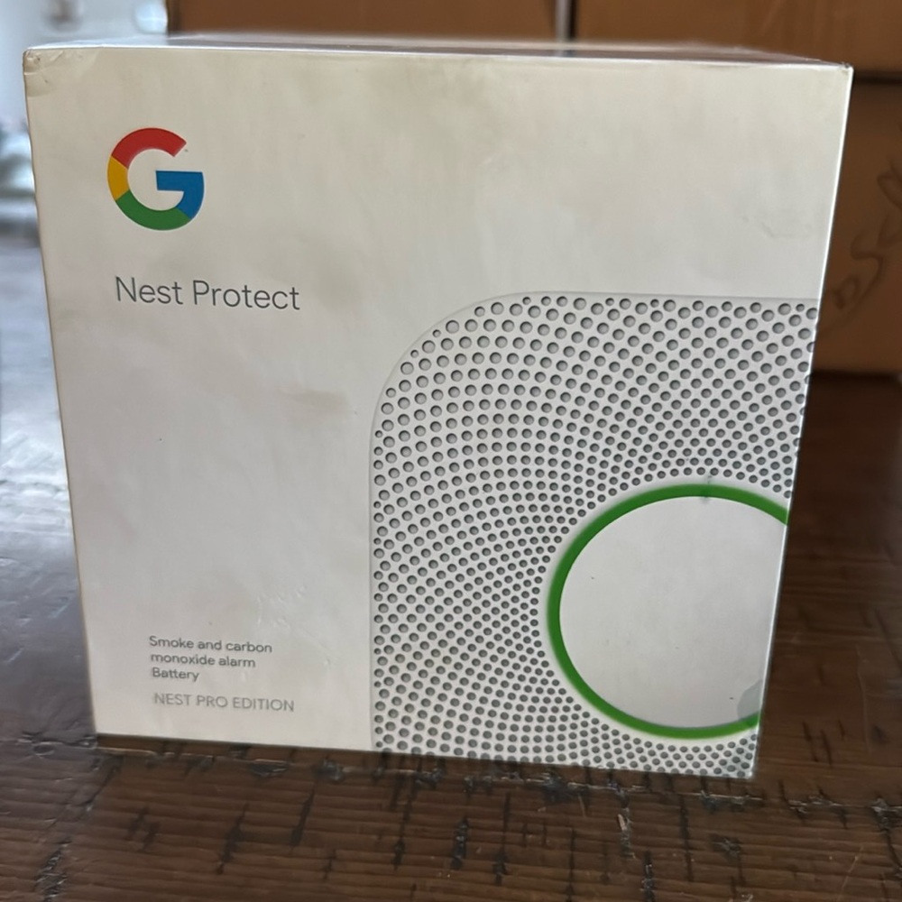 Google Nest Pro Protect - Smoke Alarm - Smoke Detector  Carbon Monoxide Detector